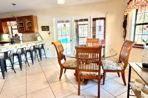 Villa ou maison à vendre à Okeechobee, Floride: 3 chambres, 244.7 m2 № 2082455 - photo 18