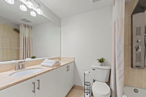 Condo in Miami, Florida № 2054136 - photo 15