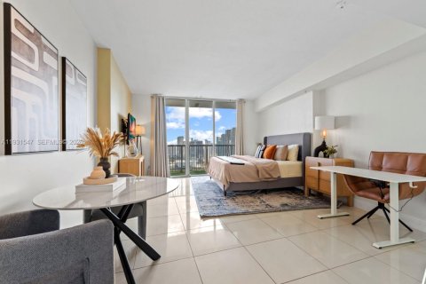 Condo in Miami, Florida № 2054136 - photo 4