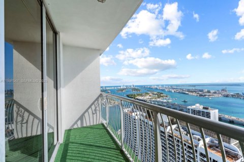 Condo in Miami, Florida № 2054136 - photo 2