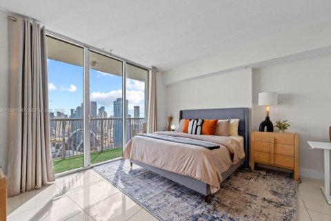 Condo in Miami, Florida № 2054136 - photo 5