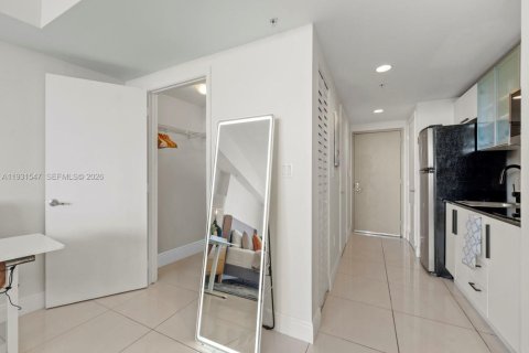 Condo in Miami, Florida № 2054136 - photo 17