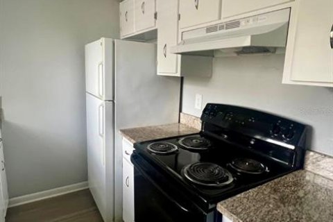 Apartment in Ruskin, Florida 2 bedrooms, 92.9 sq.m. № 2225296 - photo 5