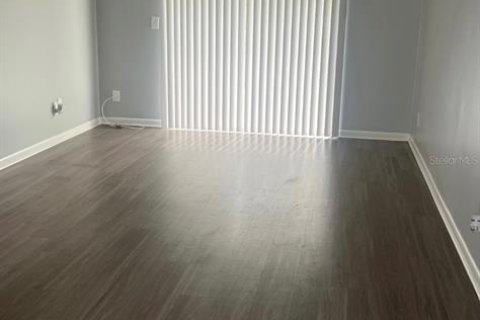 Apartment in Ruskin, Florida 2 bedrooms, 92.9 sq.m. № 2225296 - photo 6