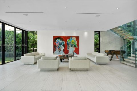 Casa en alquiler en Miami Beach, Florida, 5 dormitorios, 483.09 m2 № 2079379 - foto 20