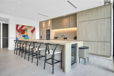 Casa en alquiler en Miami Beach, Florida, 5 dormitorios, 483.09 m2 № 2079379 - foto 25