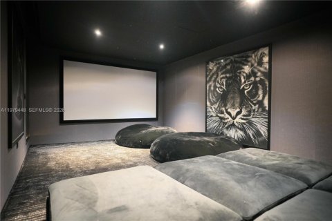 Casa en alquiler en Miami Beach, Florida, 5 dormitorios, 483.09 m2 № 2079379 - foto 29