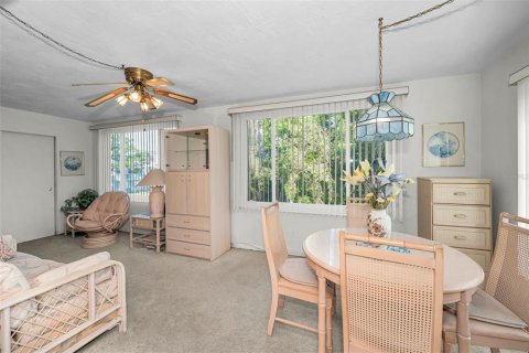 Copropriété à vendre à Clearwater, Floride: 2 chambres, 130.06 m2 № 2091694 - photo 19