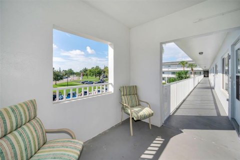 Copropriété à vendre à Clearwater, Floride: 2 chambres, 130.06 m2 № 2091694 - photo 7