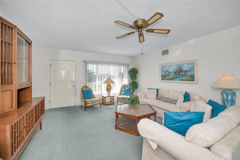 Copropriété à vendre à Clearwater, Floride: 2 chambres, 130.06 m2 № 2091694 - photo 8
