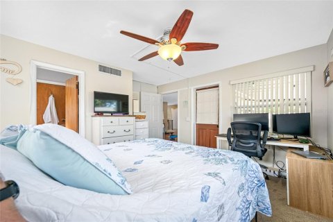 Villa ou maison à vendre à Largo, Floride: 3 chambres, 116.5 m2 № 1913463 - photo 15
