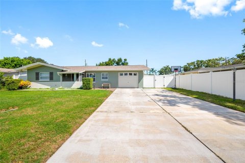 Villa ou maison à vendre à Largo, Floride: 3 chambres, 116.5 m2 № 1913463 - photo 5