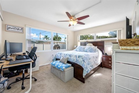 Villa ou maison à vendre à Largo, Floride: 3 chambres, 116.5 m2 № 1913463 - photo 13