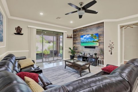 Casa en alquiler en Lutz, Florida, 4 dormitorios, 295.99 m2 № 1919757 - foto 5