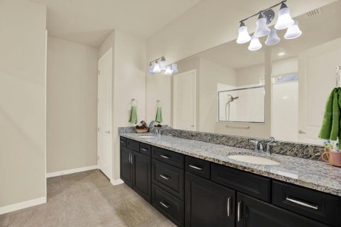 Casa en alquiler en Lutz, Florida, 4 dormitorios, 295.99 m2 № 1919757 - foto 22