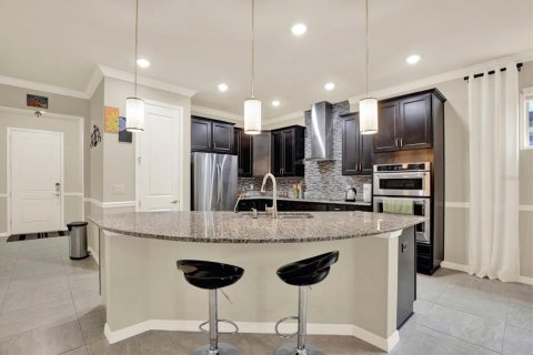 Casa en alquiler en Lutz, Florida, 4 dormitorios, 295.99 m2 № 1919757 - foto 11