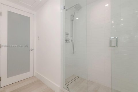 Copropriété à vendre à Miami Beach, Floride: 1 chambre, 89.19 m2 № 2016327 - photo 4