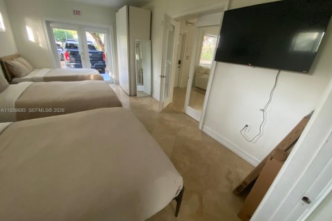 Casa en alquiler en Biscayne Park, Florida, 3 dormitorios № 1997154 - foto 10