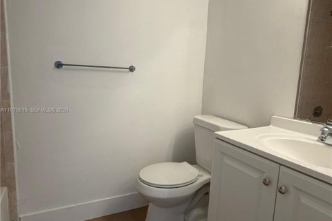 Condominio en venta en Miramar, Florida, 2 dormitorios, 76.18 m2 № 2033786 - foto 7