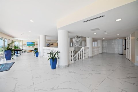 Condominio en venta en Pompano Beach, Florida, 2 dormitorios, 74.32 m2 № 2071291 - foto 23