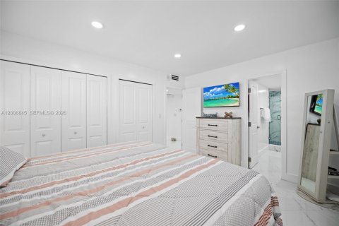 Condominio en venta en Pompano Beach, Florida, 2 dormitorios, 74.32 m2 № 2071291 - foto 14