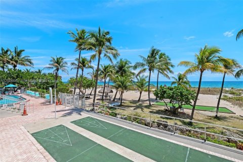 Condominio en venta en Pompano Beach, Florida, 2 dormitorios, 74.32 m2 № 2071291 - foto 27