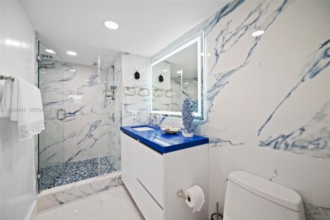 Condominio en venta en Pompano Beach, Florida, 2 dormitorios, 74.32 m2 № 2071291 - foto 15