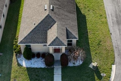 Villa ou maison à vendre à Kissimmee, Floride: 3 chambres, 143.26 m2 № 2105592 - photo 2