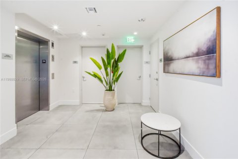 Купить коммерческую недвижимость в Майами, Флорида № 2051113 - фото 6