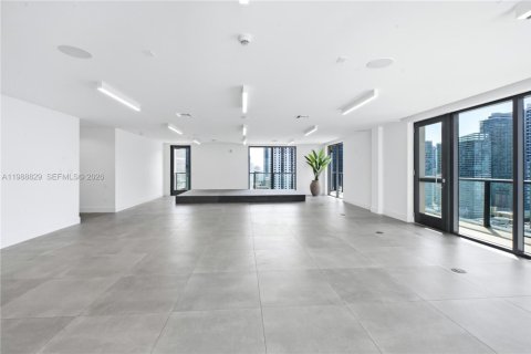 Коммерческая недвижимость в Майами, Флорида № 2051113