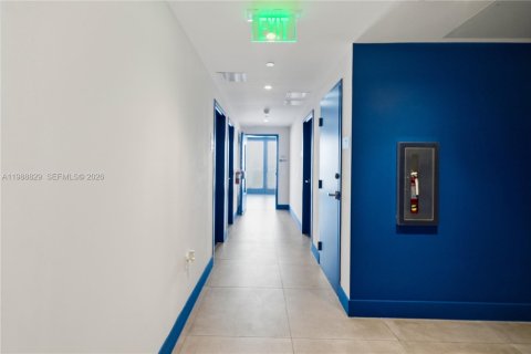 Купить коммерческую недвижимость в Майами, Флорида № 2051113 - фото 30