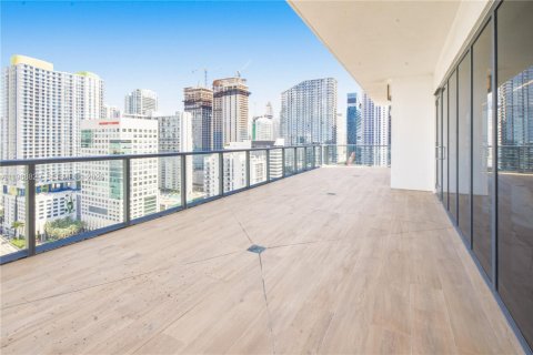 Купить коммерческую недвижимость в Майами, Флорида № 2051113 - фото 23