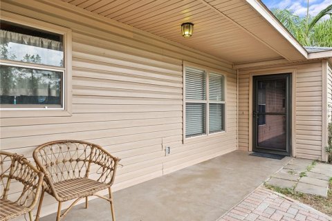 Appartement à Spring Hill, Floride 2 chambres, 75.72 m2 № 2321366
