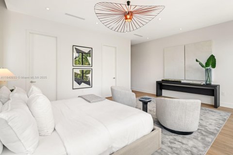 Touwnhouse à louer à Miami, Floride: 4 chambres, 288.74 m2 № 1939529 - photo 15