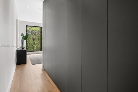 Touwnhouse à louer à Miami, Floride: 4 chambres, 288.74 m2 № 1939529 - photo 19