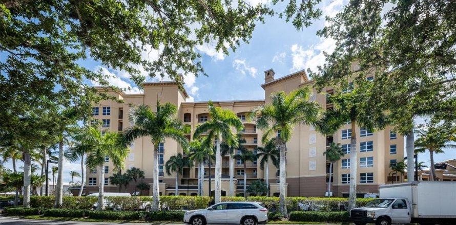 Condo à Punta Gorda, Floride, 3 chambres № 242177
