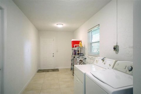 Casa en alquiler en Sarasota, Florida, 3 dormitorios, 181.16 m2 № 2108709 - foto 16