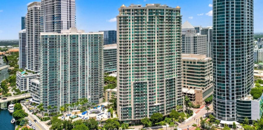 Condo in Fort Lauderdale, Florida, 1 bedroom  № 2174222