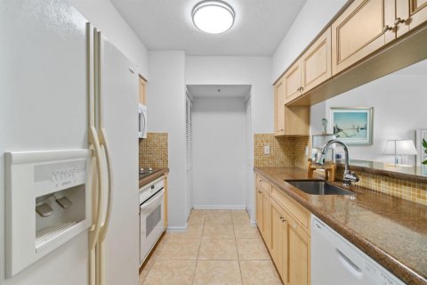 Condo in Fort Lauderdale, Florida, 1 bedroom  № 2174222 - photo 7
