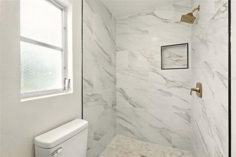 Casa en venta en Orlando, Florida, 4 dormitorios, 155.7 m2 № 1829902 - foto 24