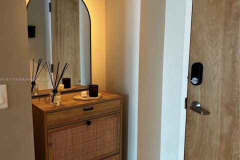 Copropriété à louer à Miami, Floride: 3 chambres, 128.67 m2 № 1814125 - photo 17