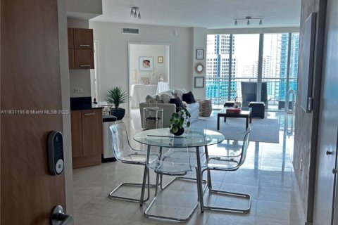 Copropriété à louer à Miami, Floride: 3 chambres, 128.67 m2 № 1814125 - photo 13