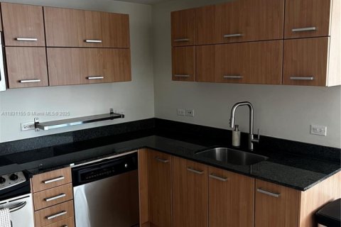 Copropriété à louer à Miami, Floride: 3 chambres, 128.67 m2 № 1814125 - photo 23