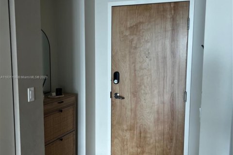 Copropriété à louer à Miami, Floride: 3 chambres, 128.67 m2 № 1814125 - photo 16