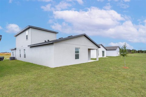 House in Brooksville, Florida 4 bedrooms, 139.17 sq.m. № 1525905 - photo 2