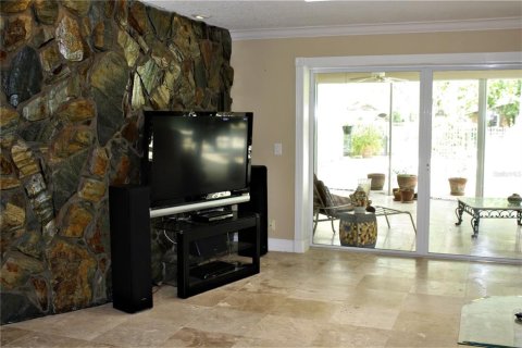 House in Largo, Florida 5 bedrooms, 333.61 sq.m. № 1847382 - photo 5