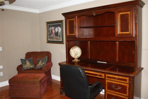 House in Largo, Florida 5 bedrooms, 333.61 sq.m. № 1847382 - photo 18