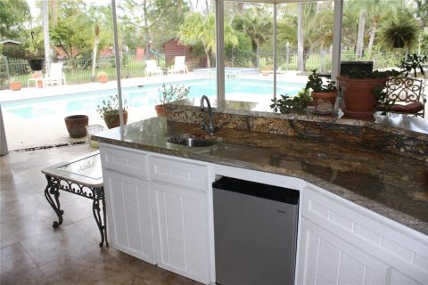 House in Largo, Florida 5 bedrooms, 333.61 sq.m. № 1847382 - photo 28
