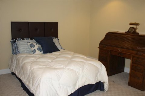 House in Largo, Florida 5 bedrooms, 333.61 sq.m. № 1847382 - photo 16