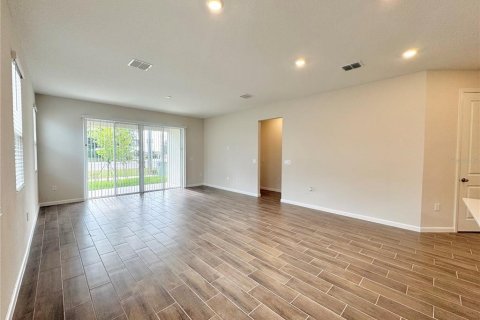 Casa en alquiler en Lake Wales, Florida, 3 dormitorios, 159.79 m2 № 1883420 - foto 13